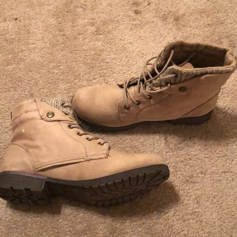 tan booties